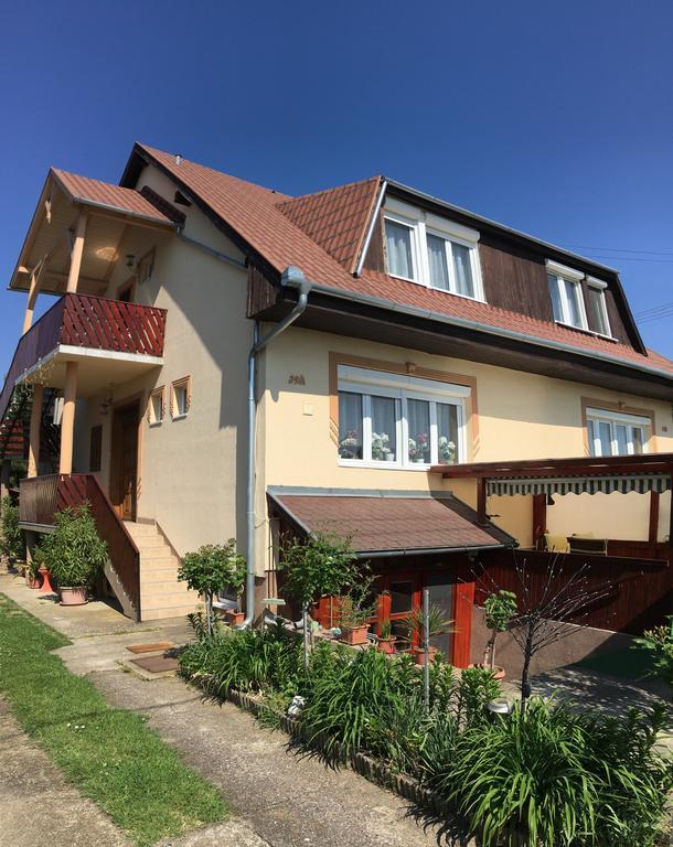 Fecske Vendeghaz Apartment Hévíz Exterior foto